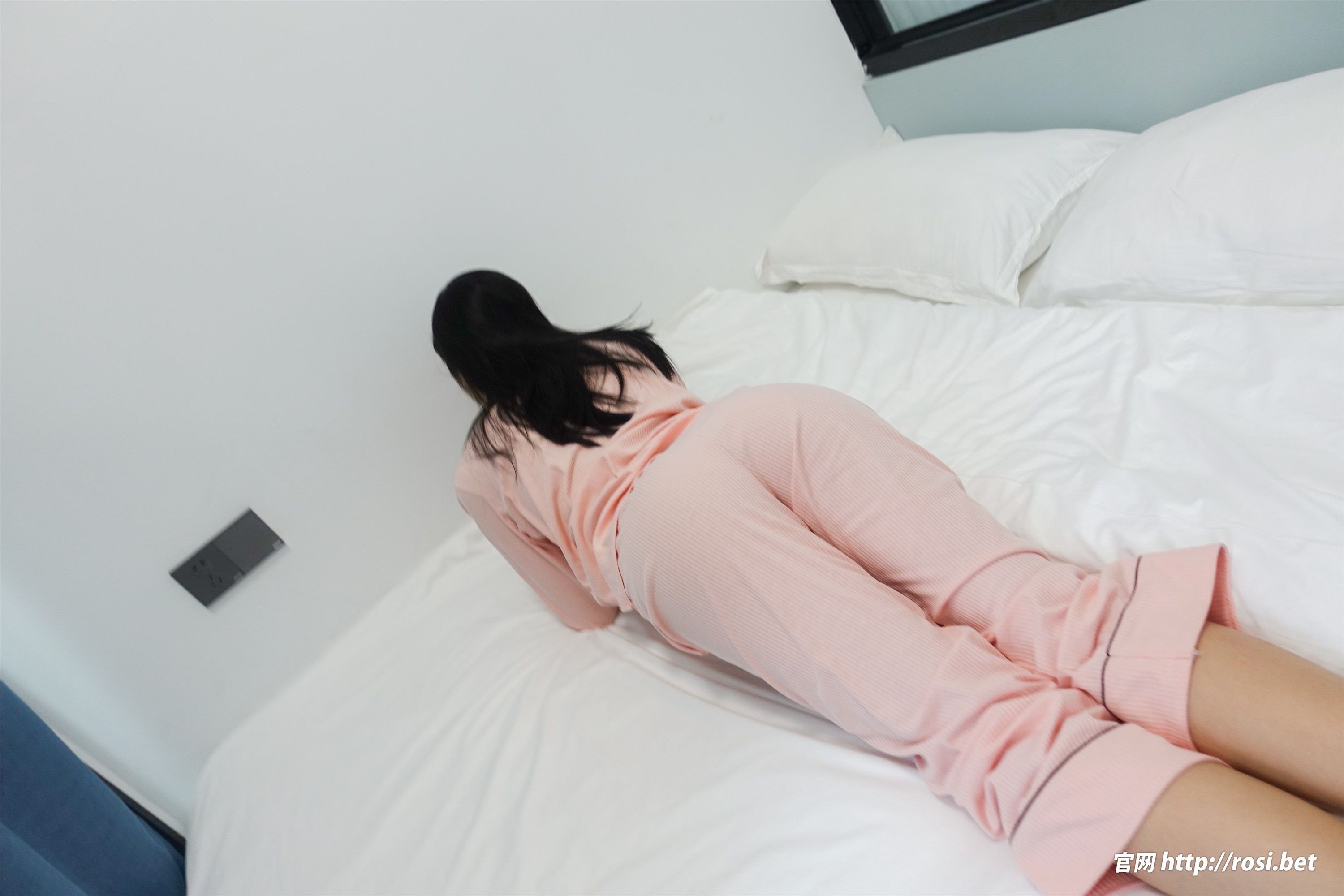 ROSI写真 2024.02.25 NO.4465